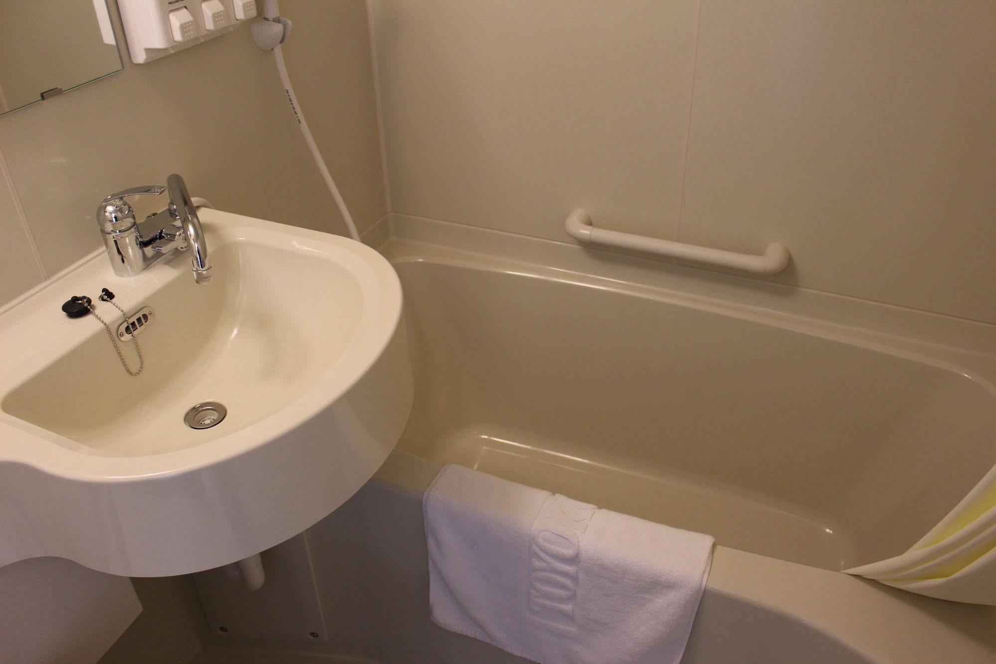東横イン大阪船場東 Toyoko Semba Higashi Hotel Osaka